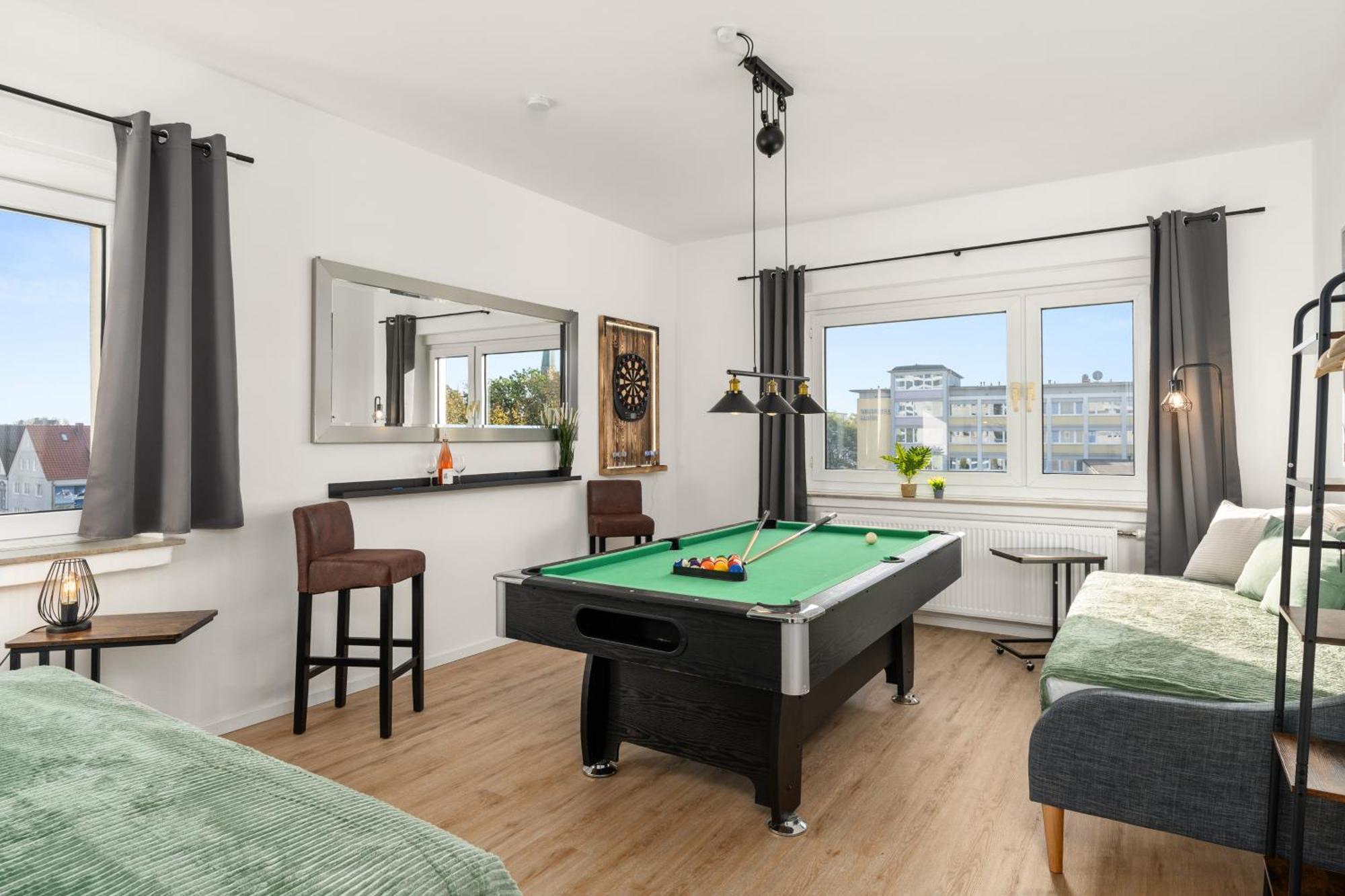 Homely-Apartment Manhattanart, Zentral, Parkplatz, Billard,Ps4, Dart, Balkon Bielefeld Dış mekan fotoğraf