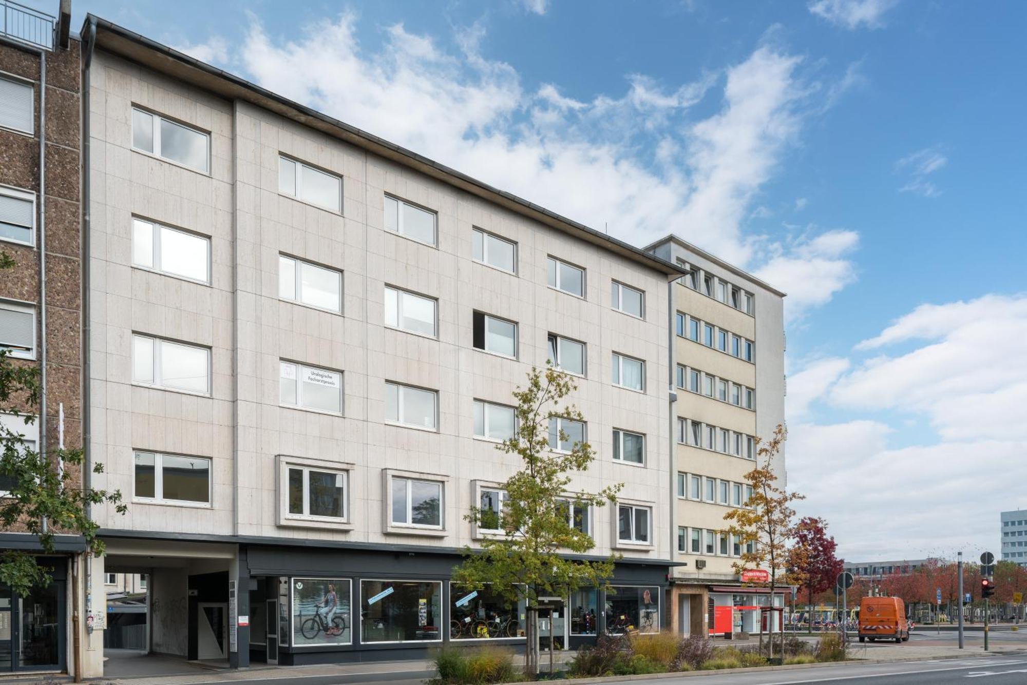 Homely-Apartment Manhattanart, Zentral, Parkplatz, Billard,Ps4, Dart, Balkon Bielefeld Dış mekan fotoğraf