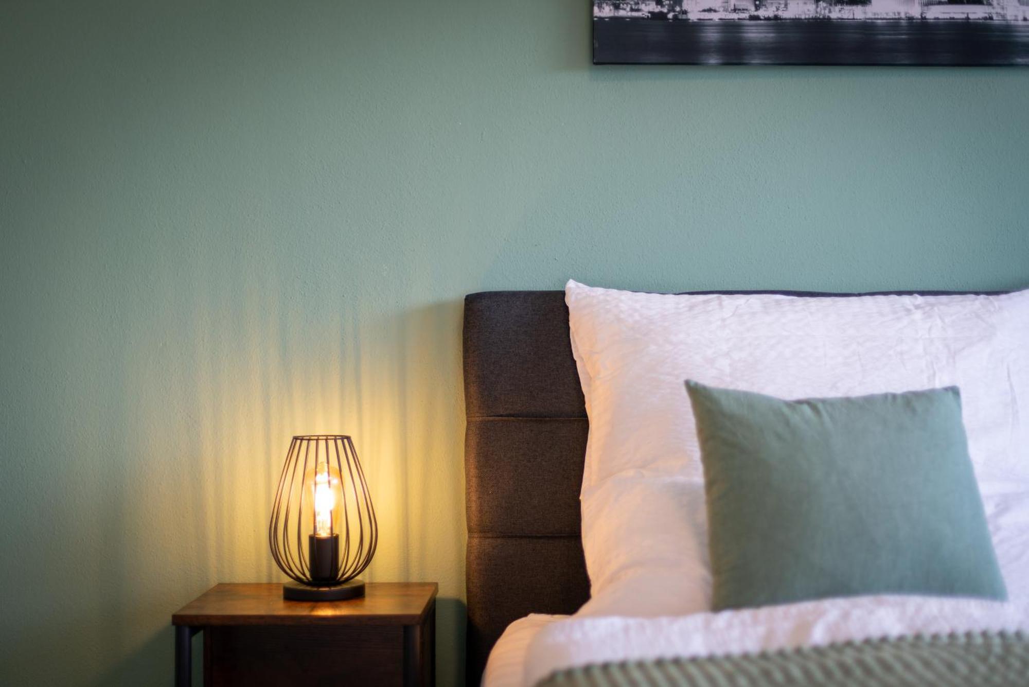 Homely-Apartment Manhattanart, Zentral, Parkplatz, Billard,Ps4, Dart, Balkon Bielefeld Dış mekan fotoğraf